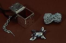 The dots on the die box are wrong, but the hinge and lock are almost perfect.