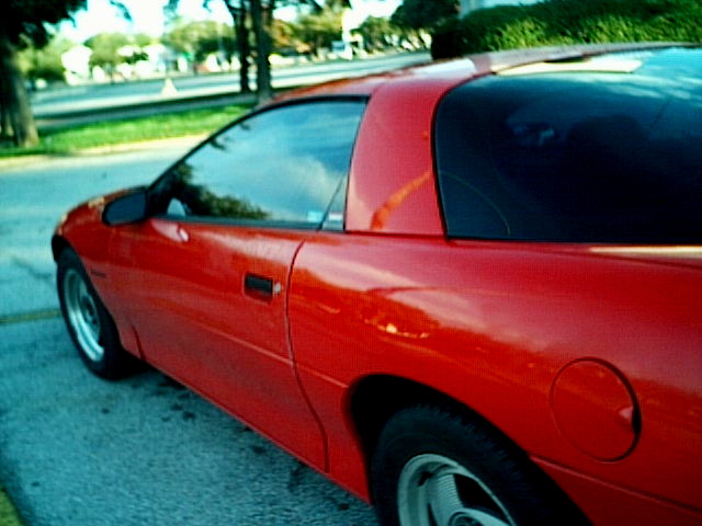 camaro1.JPG - 75124 Bytes