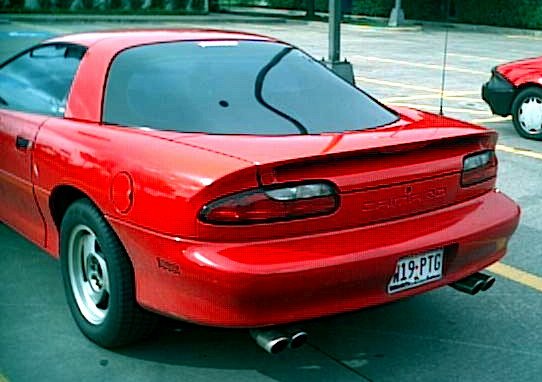 camaro5.JPG - 46315 Bytes