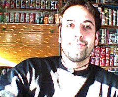 Foto del 05-06-2002, con la maceta de Rosa