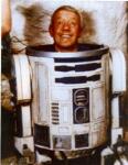  Kenny Baker as R2D2