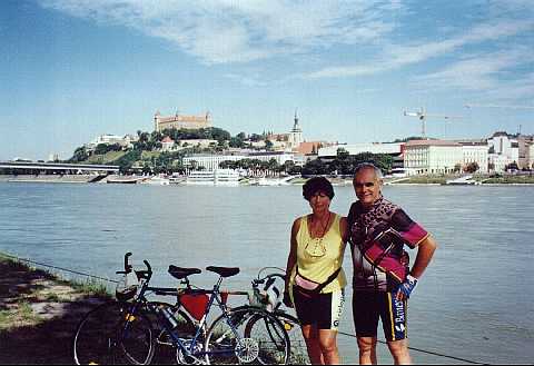 s mojou Antoniou na brehu modreho Dunaja