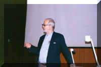 00012.jpg (27111 bytes)