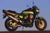 zrx1100_gallery1.jpg (39682 bytes)