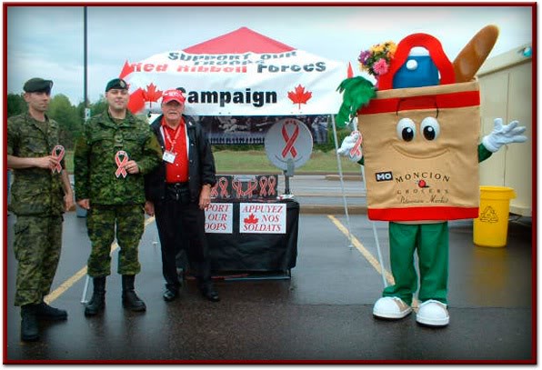 Thumbs up by everyone for our Troops.