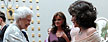 Queen Elizabeth II and Joan Collins (WPA Pool/Getty Images)