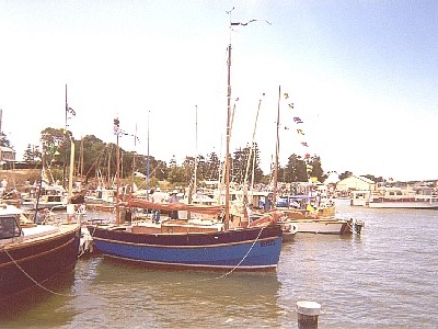 goolwa-01.jpg (58877 bytes)