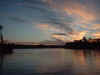 Sunset1.jpg (16011 bytes)