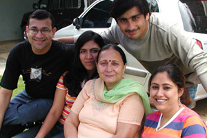 Sweta with Navneet and Dhruv's family