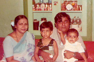 Sweta with her parents and brother