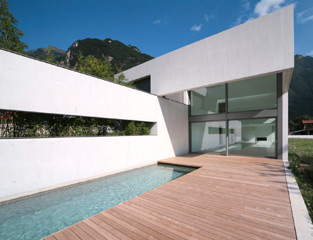 http://www.lahorebuilder.com/img/tb3.jpg