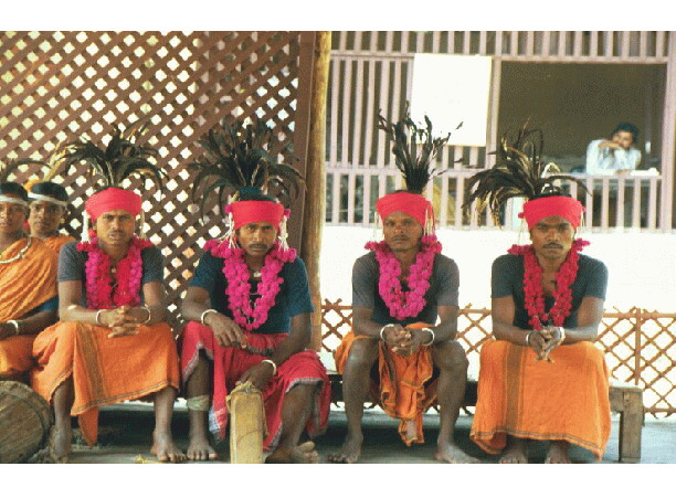 India - Para eles Jesus � s� + uma op��o.