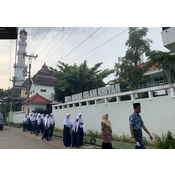 Ziarah Makam Pendiri MTs Nurul Islam