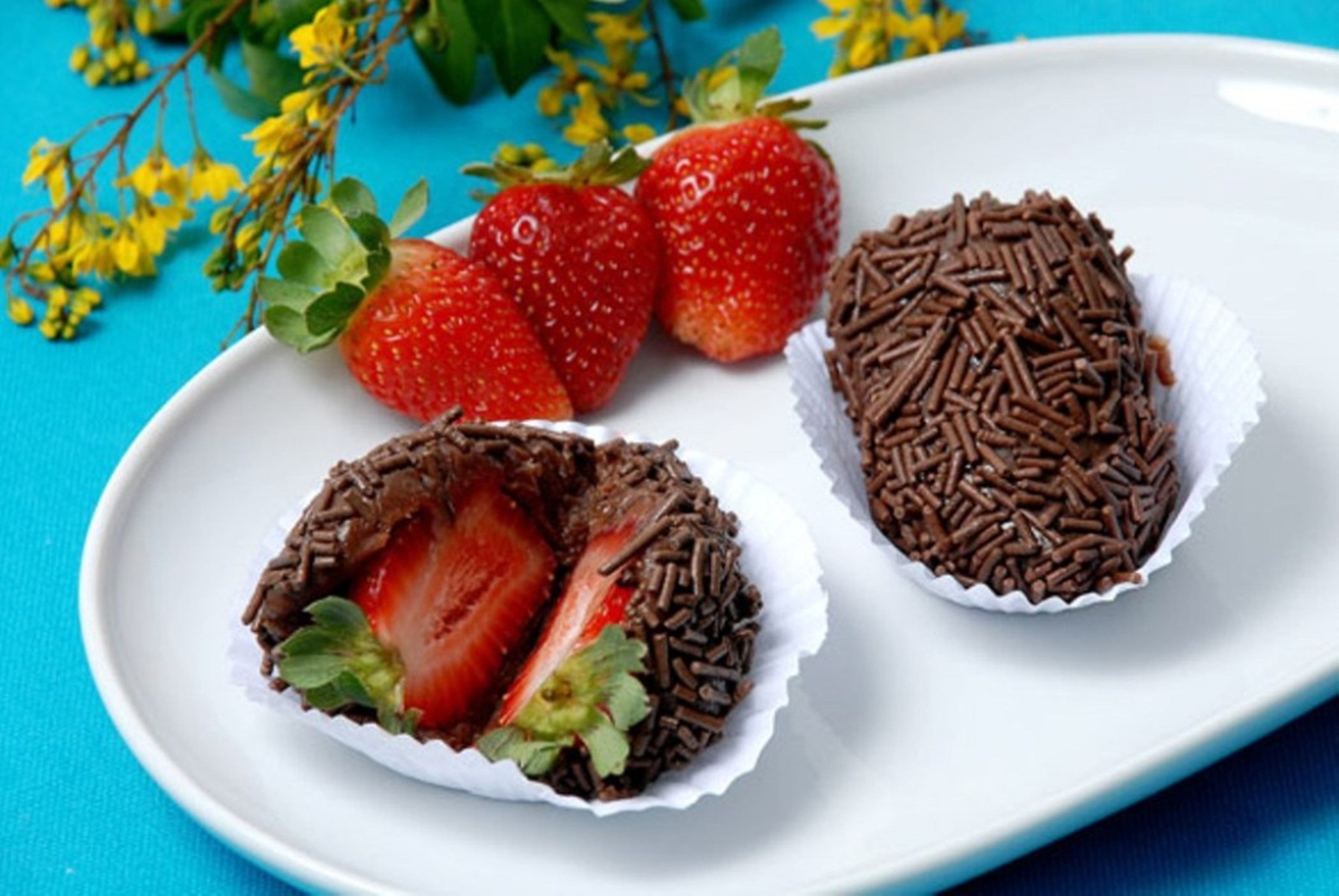 Brigadeiro com Morango