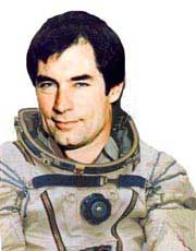 Timothy Dalton before exercises on centrifugal simulator