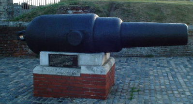 9 inch RML gun