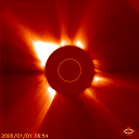 Eclipse solar con filtro rojo