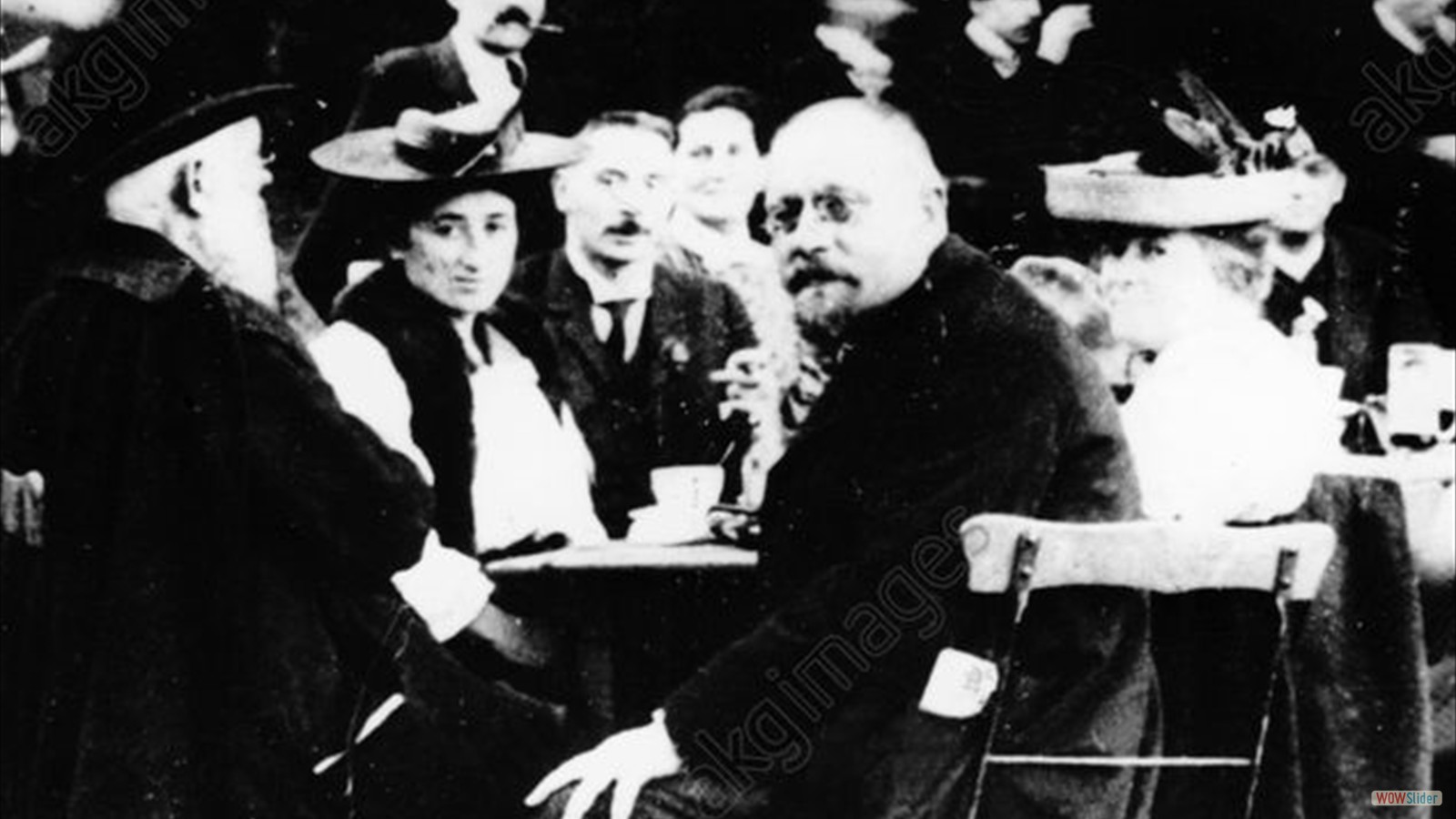 Kaiserzeit - Participants of the SPD party conference in Jena in 1913