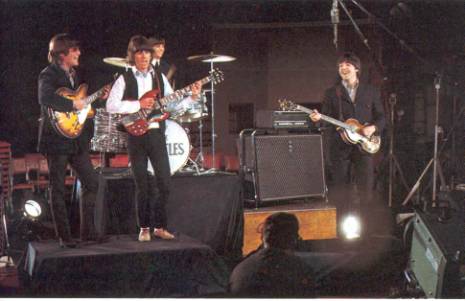 ESCENAS DEL A�O 1966
