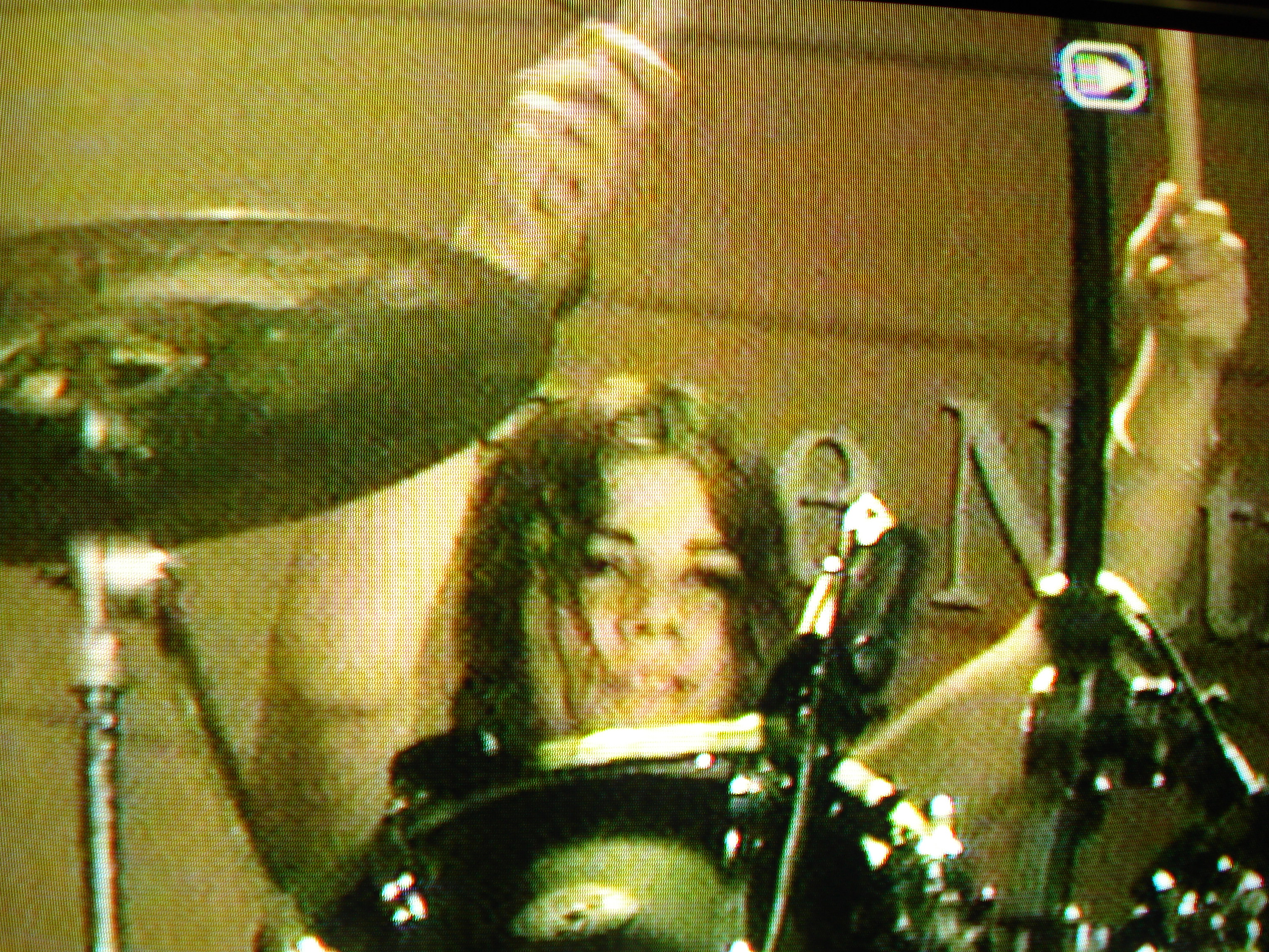 GABRIELE NEUENFELDT bateria