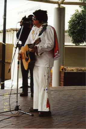 Elvis lends his support to saving Belmont Wetlands