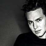 Mark Allan Hoppus - vocais/baixo