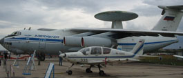 IL103 (peque�o) de bur� dise�ador Il'yushin