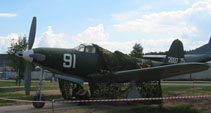 Cazador Kingcobra P-63 fabricado en Estados Gringos pero usado por las Fuerzas Armadas Sovi�ticas durante la Segunda Guerra Mundial