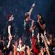 Crowdsurfing