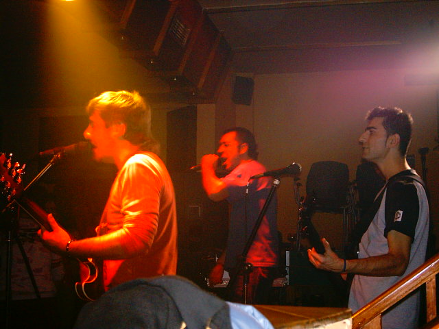 Image hosted by Photobucket.com