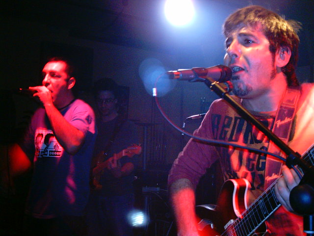 Image hosted by Photobucket.com