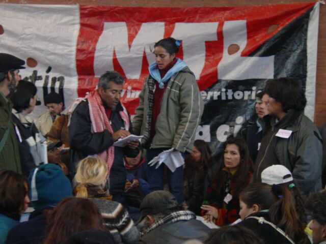 Asamblea de trabajadores - Foto 2