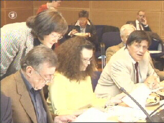 Bundes-SPD-Linke auf der SPD-Bundesvorstandssitzung, Berlin (Foto: mit WINTV32-Programm aufgenommen, ARD-Tagesthemen)