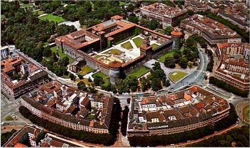 Veduta aerea del Castello Sforzesco