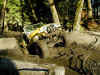 yellow_jeep1.jpg (149515 bytes)