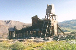 Old Mines in Mosquito Gulch (159k)