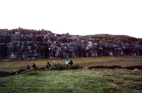 sacsayhuaman ruins 