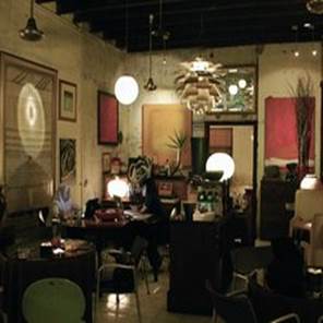 Tjantek Cafe and Art Bistro