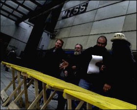 Diario Accion de General Rodriguez, politica, actualidad, noticias e informacion, personalidades e instituciones, policiales, galerias de fotos; historia de General Rodriguez, sus origenes, edificios, estancias, habitos y costumbres, anecdotas, comercios e industrias, los fundadores, antiguas instituciones, fotos e imagenes; suplementos especiales: la crisis politica, economica y social de la Argentina, los acontecimientos de Diciembre de 2001, articulos y entrevistas; Emigracion: toda la informacion destinada a aquellos que desean emigrar, radicarse o estudiar en el exterior, visas, pasaportes, consejos, guias, informacion util, links; Trueque: novedades e informacion, links, estructura del trueque; el casamiento de Maxima Zorreguieta y el principe Guillermo Alejandro de Holanda; Guerra de Afganistan: galeria de imagenes e informacion sobre la primera guerra del siglo XXI; el atentado a las torres Gemelas de Nueva York y dscripcion del hecho que conmovio al mundo; Empleo: consultoras, clasificados, agencias de empleo, consejos e informacion util, curriculum vitae, como confeccionarlos, noticias de actualidad; 
Los numeros de la crisis: Las consecuencias de la crisis politica, economica y social; estadisticas, pobreza, desnutricion, salud y asistencia; noticias regionales y provinciales, columnas y editoriales; informacion para negocios: pymes, links, empresas y negocios; Agenda Cultural con toda la informacion de cursos, universidades, talleres, escuelas y oportunidades, exposiciones de arte de la region; buscadores en Internet, Enlaces: links a los mejores sitios de educacion, cultura, arte, biografias, politica, interes general, web, Links del Diario Accion: RMS Titanic, su historia, su tragico viaje inaugural; historias, testimonios, documentos y articulos sobre el naufragio; links y sitios sobre el tema; la pelicula de Cameron, fotos e imagenes; suplementos especiales, Historia Argentina y de General Rodriguez, la llegada de la democracia en General Rodriguez, la asuncion de Juan Lumbreras como intendente en 1983, galeria de imagenes, sus palabras y los actos, su gabinete, festejos de la comunidad. Fundacion del pueblo de General Rodriguez, sus instituciones y personalidades relevantes, arquitectura y edificios, comercios e industrias, sus comienzos, estancias, inmigraciones italianas, espa�olas, vascas e irlandesas, anecdotas y efemerides, sus hombres ilustres, el Hospital Vicente Lopez y Planes, su fundacion por las Damas de Beneficencia, el hundimiento del crucero General Belgrano, testimonios de ex combatientes y tripulantes, su comandante Hector Elias Bonzo, fotos e imagenes, recuerdos y homenajes, historia de la familia Bonzo de General Rodriguez, entrevistas y articulos periodisticos. La guerra de Malvinas en el Atlantico Sur, el conflicto belico con Gran Breta�a de 1982, politicos relevantes, Benjamin Paez y Trueba, fotos antiguas de familias fundadoras, galerias de imagenes de pobladores, recorrida virtual por el antiguo General Rodriguez, el paso de la Infanta en 1910, historia de La Serenisima, la familia Mastellone, La Choza, Bernardo de Irigoyen, peronismo y radicalismo y muchisimo mas