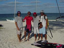 la banda de guadalajara (chente, el gato volador y la banda visitando cancun)