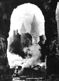 1944/45, Europa ap&oacute;s bombardamento