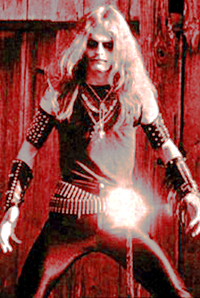 Thomas "Warrior" Fisher, m&uacute;sico su&iacute;&ccedil;o