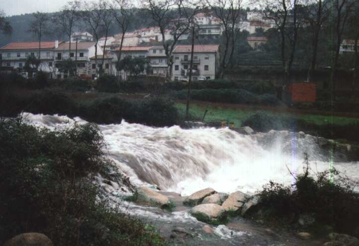 rivi&egrave;re en hiver 