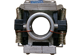 l19-304y contact point