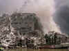 2473695_t_c_feuerwehr_in_truemmern.jpg (12576 Byte)