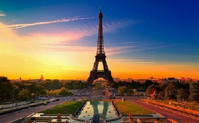 Eiffel Tower