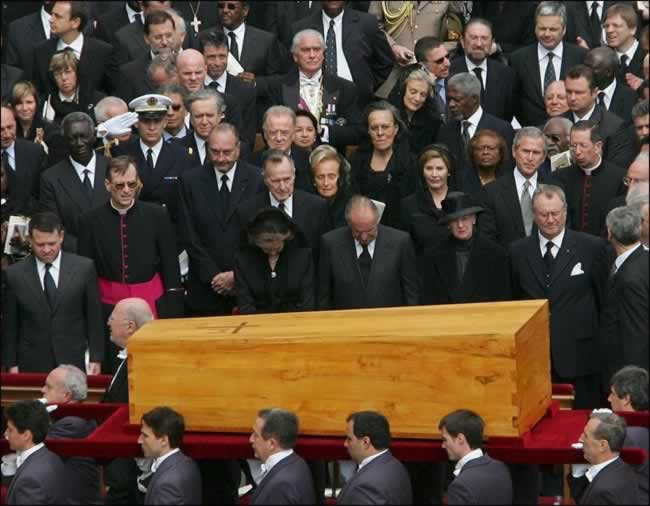 John Travolta,Nicholas Cage,Contracara,cirugias esteticas,rostro,lipoaspiraciones,medicina,cirujanos,operaciones,Maria Reich,Nazca,lineas,calendario astronomico,Peru,dibujos,astronomia,geometria,Bernd Teichert,mapas,Ana Mar&iacute;a Cogorno,ovnis,misterios,Cristobal Colon,Hernando,Diego,catedral Sevillana,Cartuja Pickman,Jos&eacute; Antonio Lorente,Granada,ADN;restos,Marcial Castro,antropologia,Republica Dominicana,www.egipto.com,Egipto,Keops,piramides,descubrimientos,Aton,Ankh,tumbas,sarcofacos,momias,embalsamamientos,Kefren,camaras secretas,Nefertiti,Amenofis,Nilo,inundaciones,Blade Runner,Ridley Scott, Richard Dawkins,Steven Pinker,Harrison Ford,Stephen Minger,Stanley Kubrick,Daryl Hanna,replicantes,androides,ciencia ficcion,Contactos,SHGb02+14a,proyecto SETI,Search for Extra Terrestial Intelligence,SETI@home,Robert Zemeckis,Jodie Foster,Dan Wertheimer,New Scientist,Arecibo,Puerto Rico,civilizaciones extraterrestres,Ma libert&eacute; de penser,Florent Pagny,Argentina,France,Patagonia,Argentine,Azucena Caama&ntilde;o,Savoir aimer,artistes,musique,musica,CD,cantores,ventas,compras,ranking,Paparazzi,Isabel Sartorius,Borbon,Ortiz Pati&ntilde;o,Vallejo Najera,Entrecanales,Mora Figueroa,Antonio Montero,Sainz Vicu&ntilde;a,Espa&ntilde;a,jet set,Mallorca,Ibiza,John Fitzgerald Kennedy,Lee Harvey Oswald,Vitaliy Fadeyev,Lawrence Berkeley,Carl Haber,Fidel Castro,Lyndon B. Johnson,Jackie,Onassis,Irma Roy,Carolina Papaleo,Osvaldo,diputada nacional,Congreso,Argentina,Raul Granillo Ocampo,politica,justicialismo,peronismo,cine,television,La Horqueta,San Isidro,que se vayan todos,diciembre 2001,2002,2003,2004,maria julia alsogaray,alvaros,,Roberto Mart&iacute;nez Medina,Maria Julia Alsogaray,Ra&uacute;l Granillo Ocampo,Jorge Rodr&iacute;guez,V&iacute;ctor Alderete,Claudia Bello,Angel Massa,Alfredo Yabran,Mario Pontaquarto,Nestor Carlos Kirchner,Cristina Elizabeth Fernandez,corrupcion,senado,general rodriguez,anibal,fernandez,alberto,fernando de la rua,ines pertine,eduardo duhalde,hilda chiche gonzalez,2000,2001,2002,2003,2004,Museos,www.louvre.fr,Leonardo Da Vinci,Gioconda,Mona Lisa,Italia,Francia,France,inventos,Italy,renacimiento,historia,cuadros,links,images,postcards,photos,fotos,imagenes,postales,pictures,historia,arqueologia,descubrimientos,culturales,agenda,infodiario,diario accion,buenos aires,argentina,Diario Accion de General Rodriguez, politica, actualidad, noticias e informacion, personalidades e instituciones, policiales, galerias de fotos; historia de General Rodriguez, sus origenes, edificios, estancias, habitos y costumbres, anecdotas, comercios e industrias, los fundadores, antiguas instituciones, fotos e imagenes; suplementos especiales: la crisis politica, economica y social de la Argentina, los acontecimientos de Diciembre de 2001, articulos y entrevistas; Emigracion: toda la informacion destinada a aquellos que desean emigrar, radicarse o estudiar en el exterior, visas, pasaportes, consejos, guias, informacion util, links; Trueque: novedades e informacion, links, estructura del trueque; el casamiento de Maxima Zorreguieta y el principe Guillermo Alejandro de Holanda; Guerra de Afganistan: galeria de imagenes e informacion sobre la primera guerra del siglo XXI; la guerra de Irak, Bagdad, Georges W. Bush, Saddam Husseim, el atentado a las torres Gemelas de Nueva York, las twin towers, el 11-s, y descripcion del hecho que conmovio al mundo; Empleo: consultoras, clasificados, agencias de empleo, consejos e informacion util, curriculum vitae, como confeccionarlos, noticias de actualidad; 
Los numeros de la crisis: Las consecuencias de la crisis politica, economica y social; estadisticas, pobreza, desnutricion, salud y asistencia; noticias regionales y provinciales, columnas y editoriales; informacion para negocios: pymes, links, empresas y negocios; Agenda Cultural con toda la informacion de cursos, universidades, talleres, escuelas y oportunidades, exposiciones de arte de la region; buscadores en Internet, Enlaces: links a los mejores sitios de educacion, cultura, arte, biografias, politica, interes general, web, Links del Diario Accion: RMS Titanic, su historia, su tragico viaje inaugural; historias, testimonios, documentos y articulos sobre el naufragio; links y sitios sobre el tema; la pelicula de Cameron, fotos e imagenes; suplementos especiales, Historia Argentina y de General Rodriguez, la llegada de la democracia en General Rodriguez, la asuncion de Juan Lumbreras como intendente en 1983, galeria de imagenes, sus palabras y los actos, su gabinete, festejos de la comunidad. Fundacion del pueblo de General Rodriguez, sus instituciones y personalidades relevantes, arquitectura y edificios, comercios e industrias, sus comienzos, estancias, inmigraciones italianas, espa&ntilde;olas, vascas e irlandesas, anecdotas y efemerides, sus hombres ilustres, el Hospital Vicente Lopez y Planes, su fundacion por las Damas de Beneficencia, el hundimiento del crucero General Belgrano, testimonios de ex combatientes y tripulantes, su comandante Hector Elias Bonzo, fotos e imagenes, recuerdos y homenajes, historia de la familia Bonzo de General Rodriguez, entrevistas y articulos periodisticos. La guerra de Malvinas en el Atlantico Sur, el conflicto belico con Gran Breta&ntilde;a de 1982, politicos relevantes, Benjamin Paez y Trueba, fotos antiguas de familias fundadoras, galerias de imagenes de pobladores, recorrida virtual por el antiguo General Rodriguez, el paso de la Infanta en 1910, historia de La Serenisima, la familia Mastellone, La Choza, Bernardo de Irigoyen, peronismo y radicalismo y muchisimo mas