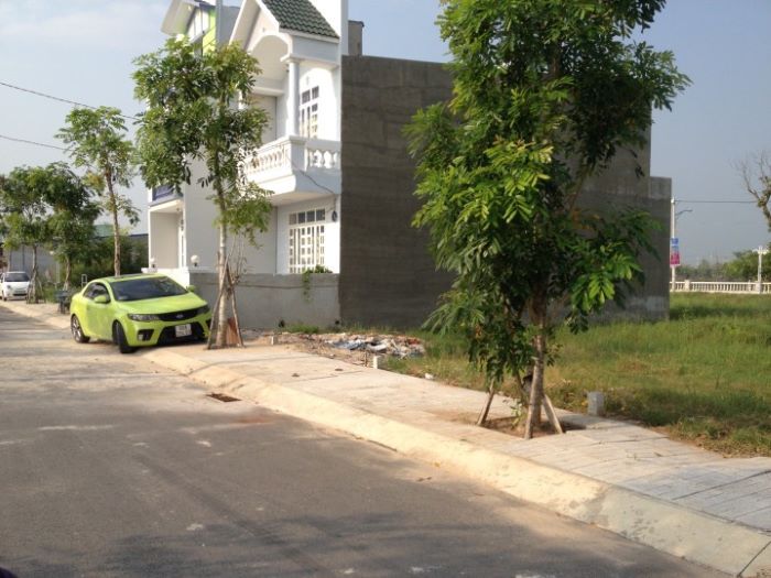 đất thổ cư đô thị