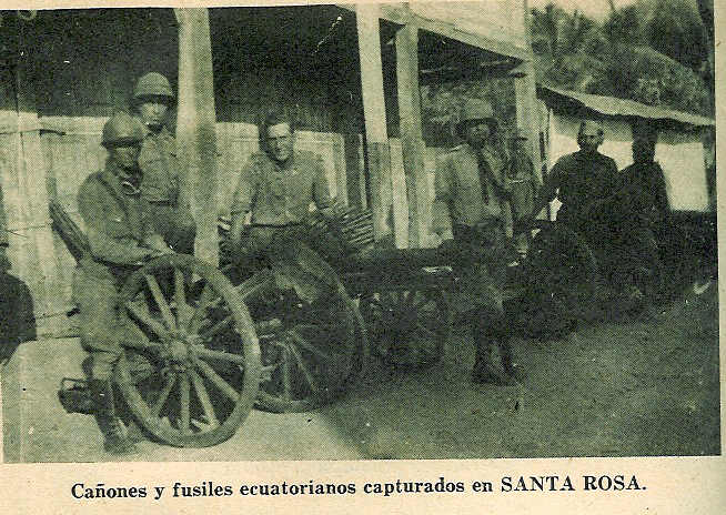 Caones y fusiles del Ejrcito del Ecuador capturados por los soldados del Ejrcito del Per