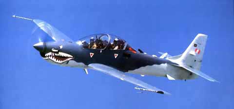 Foto: Avi�n peruano AT-27 Tucano de la FAP del Grupo A�reo 51